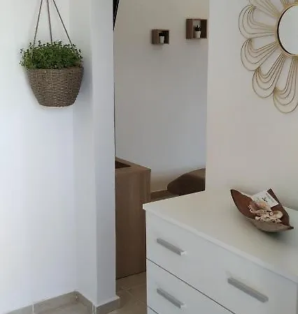 Апартаменты The Garden 2 *